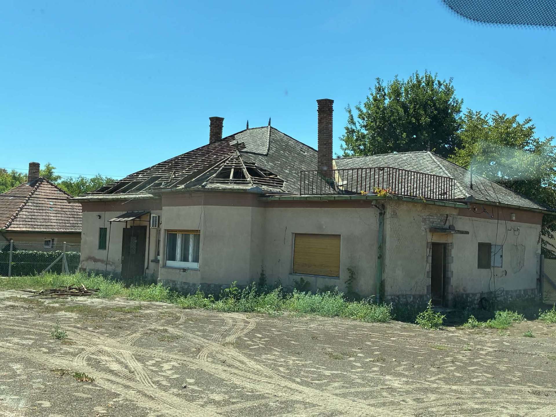 Családi ház bontás előtt